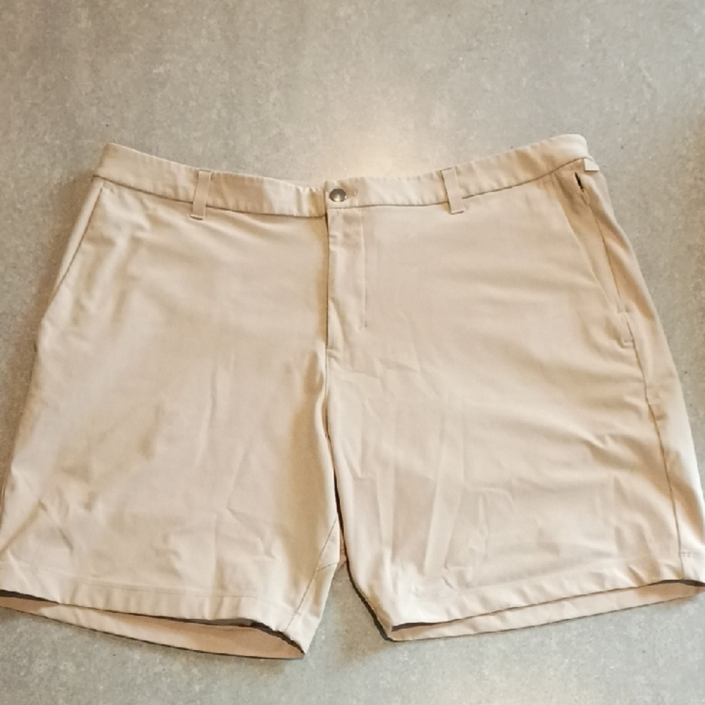 Men's Tan Shorts